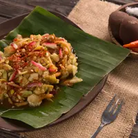 Ilustrasi rujak serut./Copyright shutterstock.com