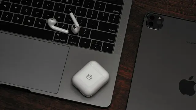 AirPods