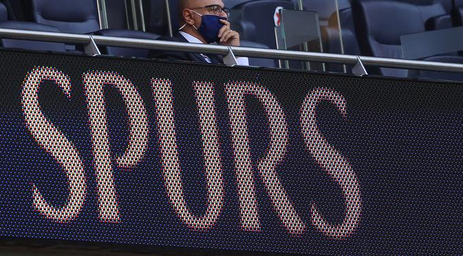 Pemilik Tottenham Hotspur, Daniel Levy. (RICHARD HEATHCOTE / POOL / AFP)