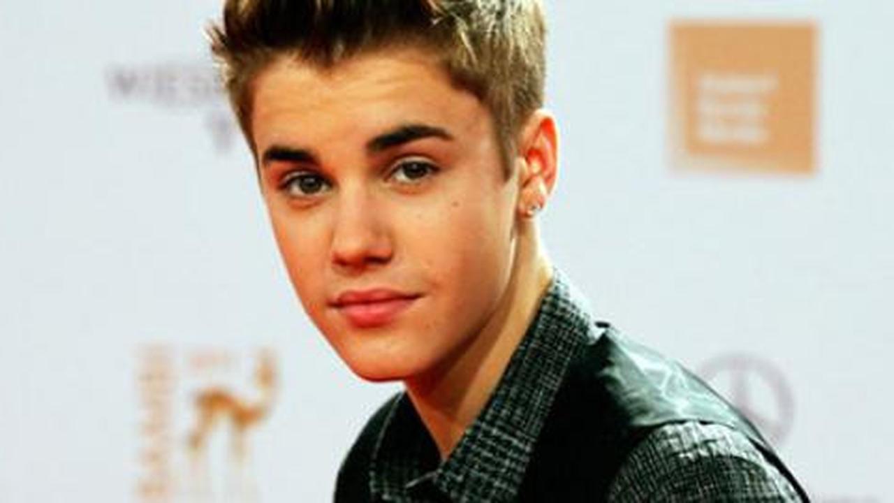 Justin Bieber kritik rambut Pangeran William