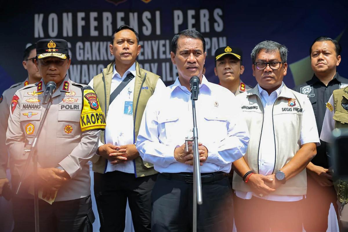 FOTO: Bawang Impor Ilegal Mengandung OPTK Dimusnahkan di Surabaya