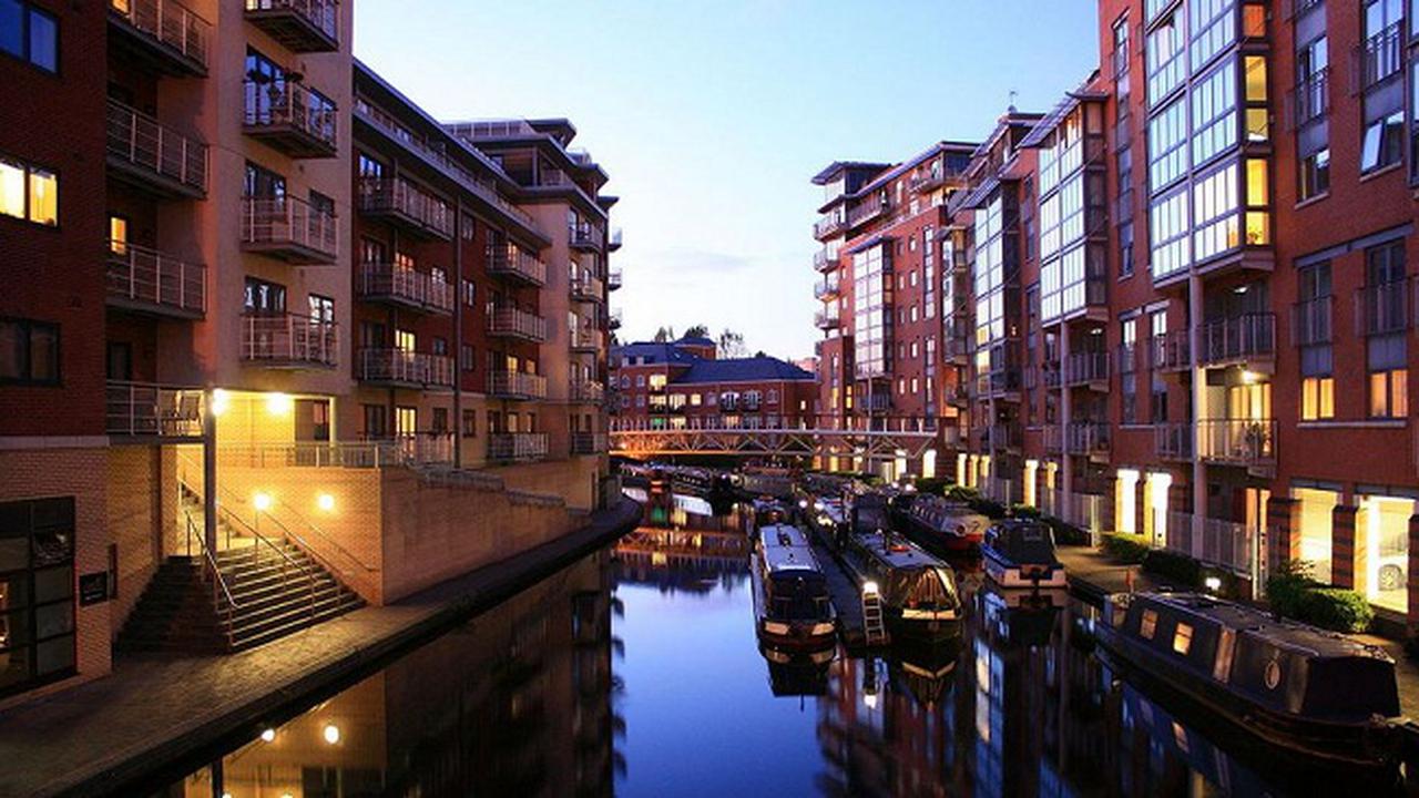 Kanal Birmingham Inggris