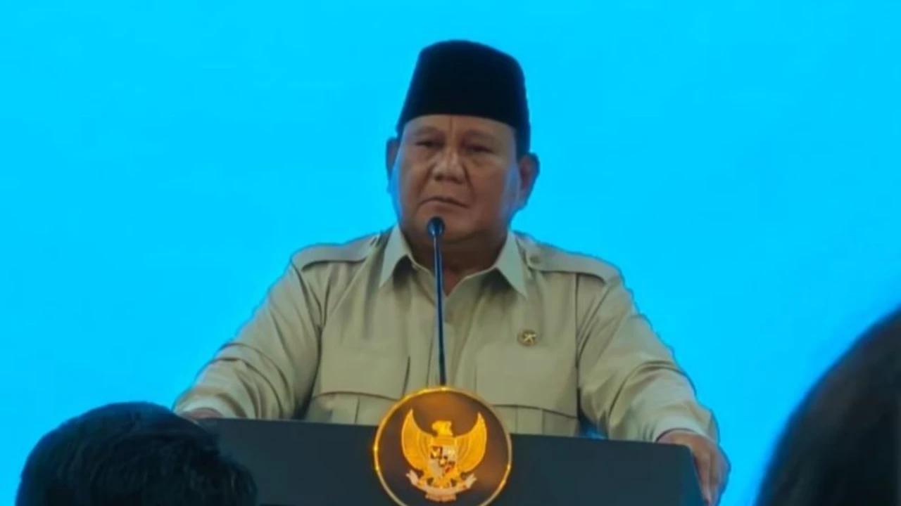 Prabowo Minta Pelajar Asal Nias Rajin Belajar: Jangan Pacaran Dulu