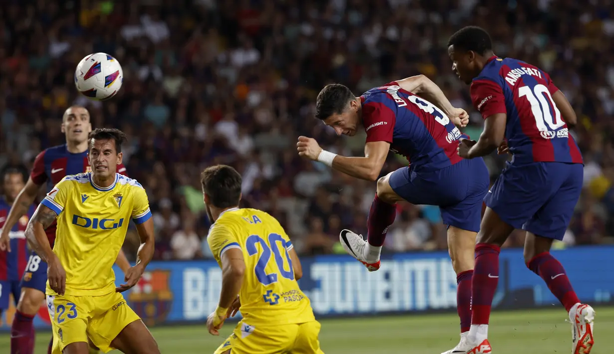 Barcelona menang atas Cadiz dengan skor 2-0. (AP Photo/Joan Monfort)