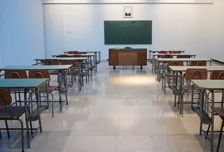 Ilustrasi ruang kelas, sekolah. (Photo by Ivan Aleksic on Unsplash)