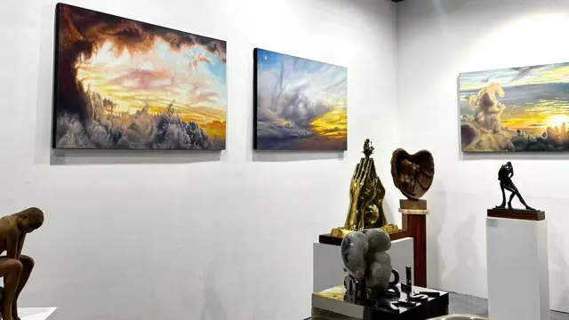 Menilik Estetika Seni Kontemporer Sebagai Sebuah Persembahan di ArtMoments Jakarta 2026