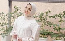 Duka Mendalam Chiki Fawzi Ditinggal Marissa Haque: Saya Merasa Ibu Sedang ke Luar Kota