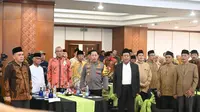 Wakil Ketua Umum Majelis Ulama Indonesia (MUI), KH Marsudi Syuhud (jas hitam) (Istimewa)