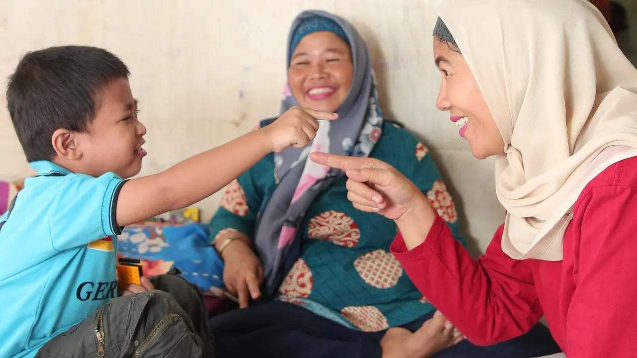 [Fimela] Komunitas Taufan, Ketika Kepergian Melahirkan Kepedulian