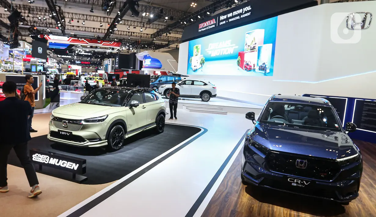 Di sisi lain, penjualan Honda HR-V di semester pertama 2024 tercatat sebanyak 8.883 unit dan berkontribusi pada penjualan kelas medium SUV nasional sebesar 37 persen. (Liputan6.com/Angga Yuniar)