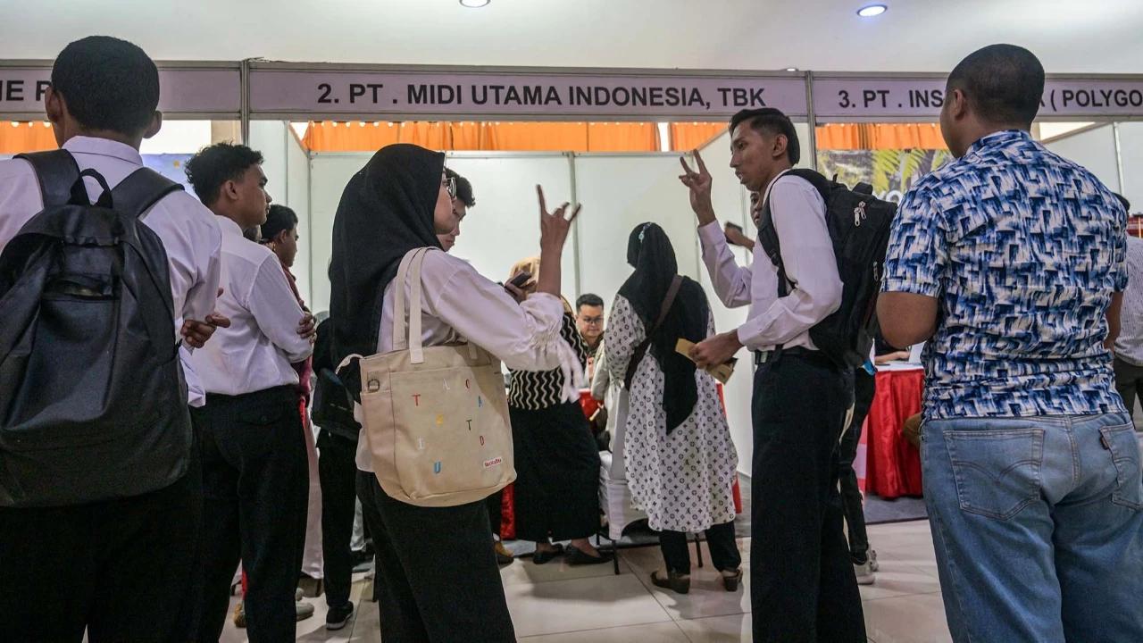 FOTO: Surabaya Gelar Job Fair Khusus Disabilitas, Sediakan Ratusan Peluang Kerja