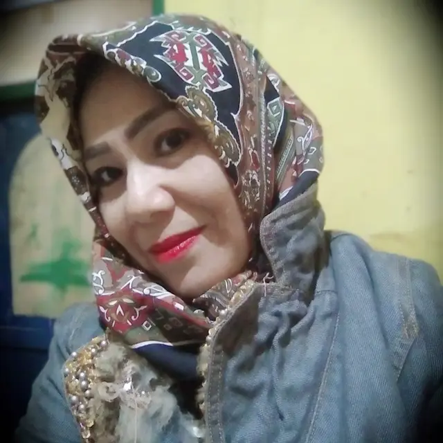 6 Potret Ipah Saripah, Wanita yang Mengaku Ibunda Nadya Istri Rizki D'Academy