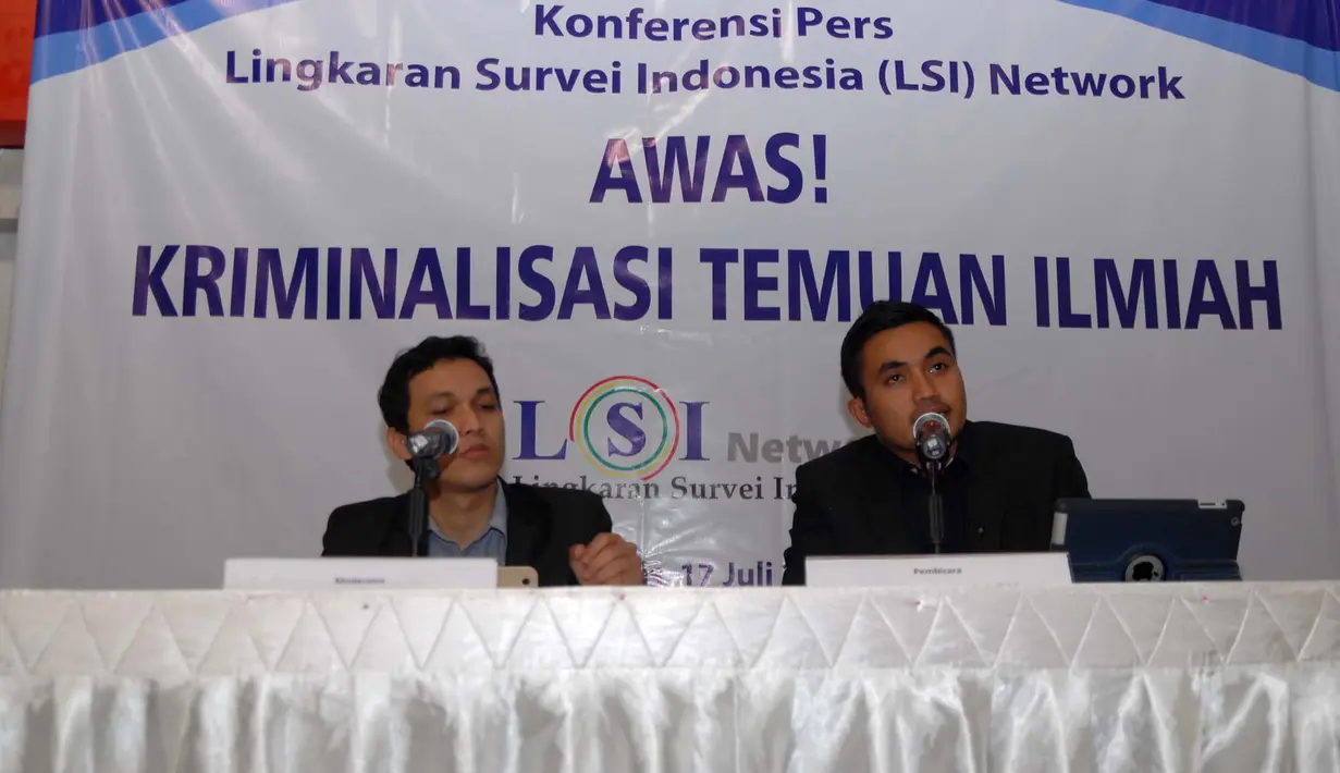 Lingkaran Survei Indonesia (LSI)  menggelar konferensi pers mengenai kriminalisasi temuan ilmiah (Liputan6.com/Miftahul Hayat)