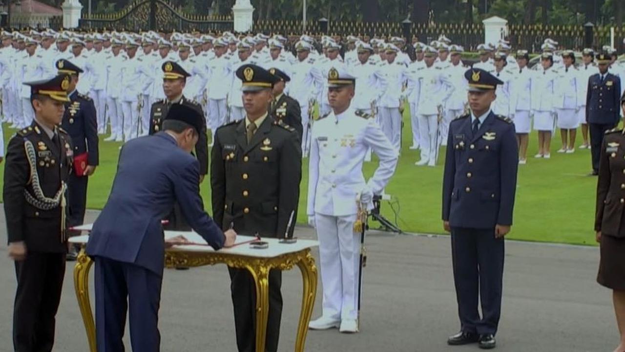 Menurut Kepala Negara, dunia kemiliteran dan kepolisan sudah berubah. Maka, perkembangan teknologi mesti terus diamati dan tak boleh tertinggal.