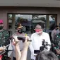 Kapolda Sulut Irjen Pol RZ Panca Putra saat memberikan keterangan pers di Markas Polda Sulut, kamis (11/2/2021).