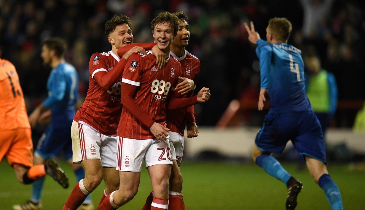Tak hanya itu klub besutan Brian Clough tersebut juga meraih gelar Premier League musim 1977/78. Namun kini Nottingham Forest tengah berjuang bertahan di divisi Championship akibat keterpurukan finansial. (AFP/Oli Scarff)