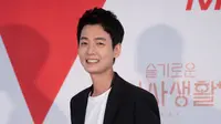 Jung Kyung Ho dalam press converence Hospital Playlist yang digelar Kamis (10/6). (Photo by tvN, Courtesy of Netflix)