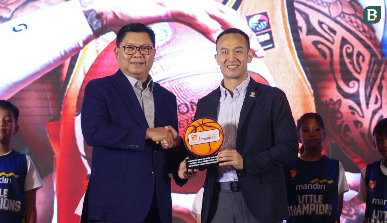Bank Mandiri berharap IBL 2025 tidak hanya menjadi ajang kompetisi yang bergengsi, tetapi juga wadah pembinaan yang mampu mencetak atlet-atlet berkualitas. (Bola.com/Abdul Aziz)