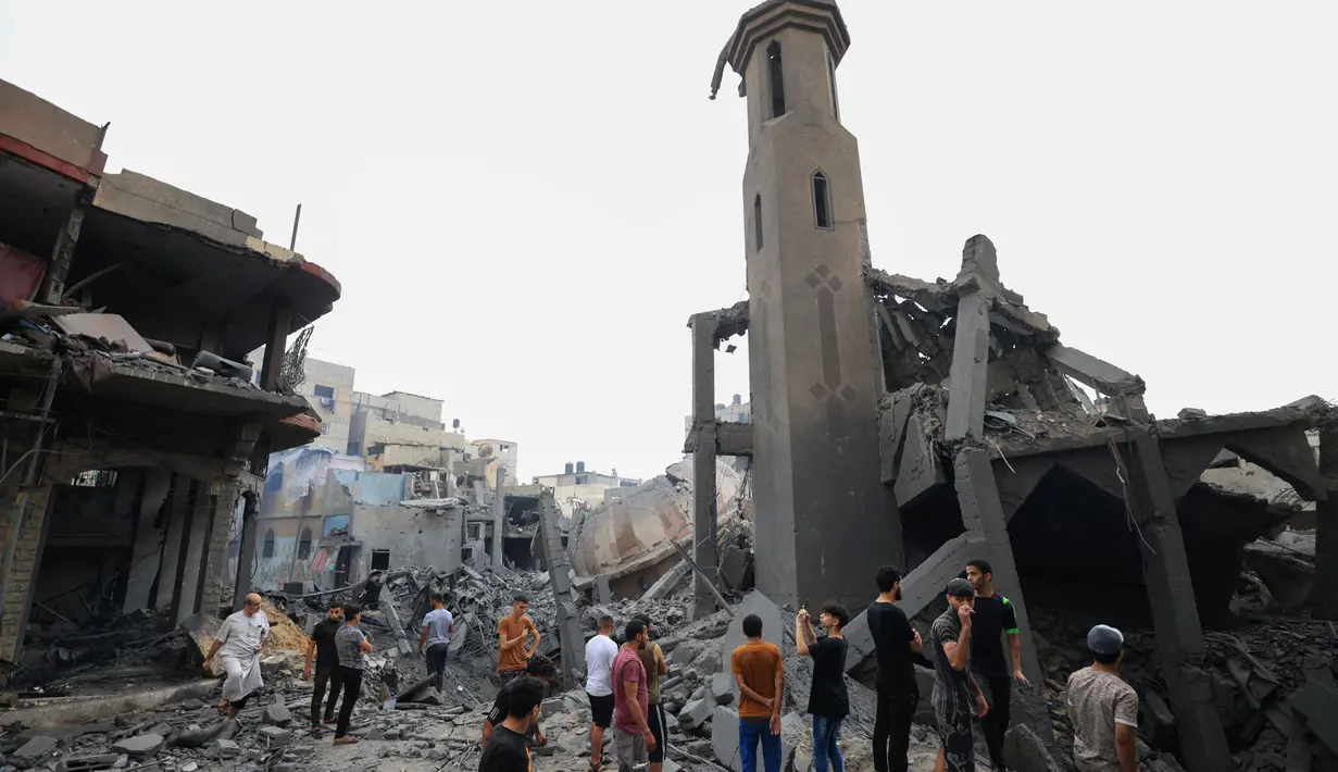 Jumlah korban tewas akibat perang dengan Hamas melonjak di atas 1.100 orang pada hari ketiga bentrokan. (Mahmud HAMS/AFP)