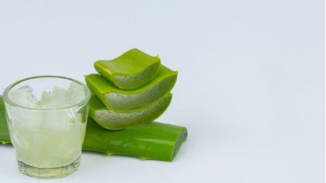 3.&nbsp;Mengandung Gel Lidah Buaya
