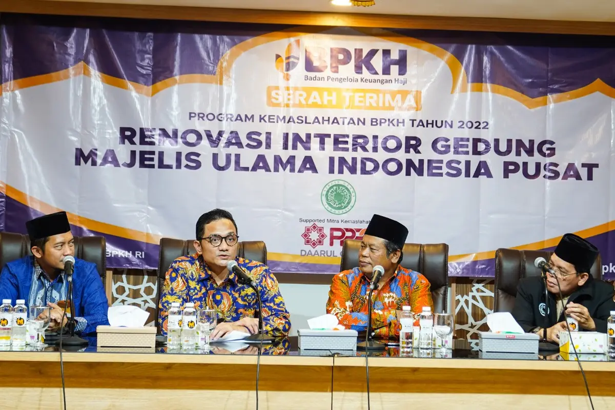 Badan Pengelola Keuangan Haji (BPKH) melakukan serah terima Program Kemaslahatan dengan Majelis Ulama Indonesia (MUI) (Istimewa)