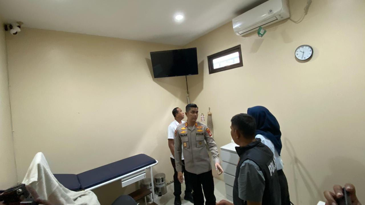 VIDEO: VIRAL! Dokter Kandungan Lecehkan Pasien Saat USG Ditangkap Polisi, Korban Ada Dua