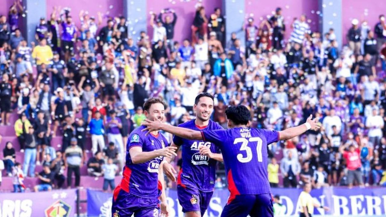 Persik Kediri Kalahkan Persis Solo 2-1, Macan Putih Merangsek Naik Peringkat BRI Super League