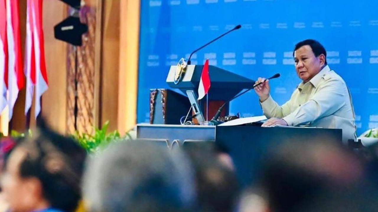 Prabowo Tegaskan Bangsa Besar Berani Hadapi Masalah, Bukan Menghindarinya