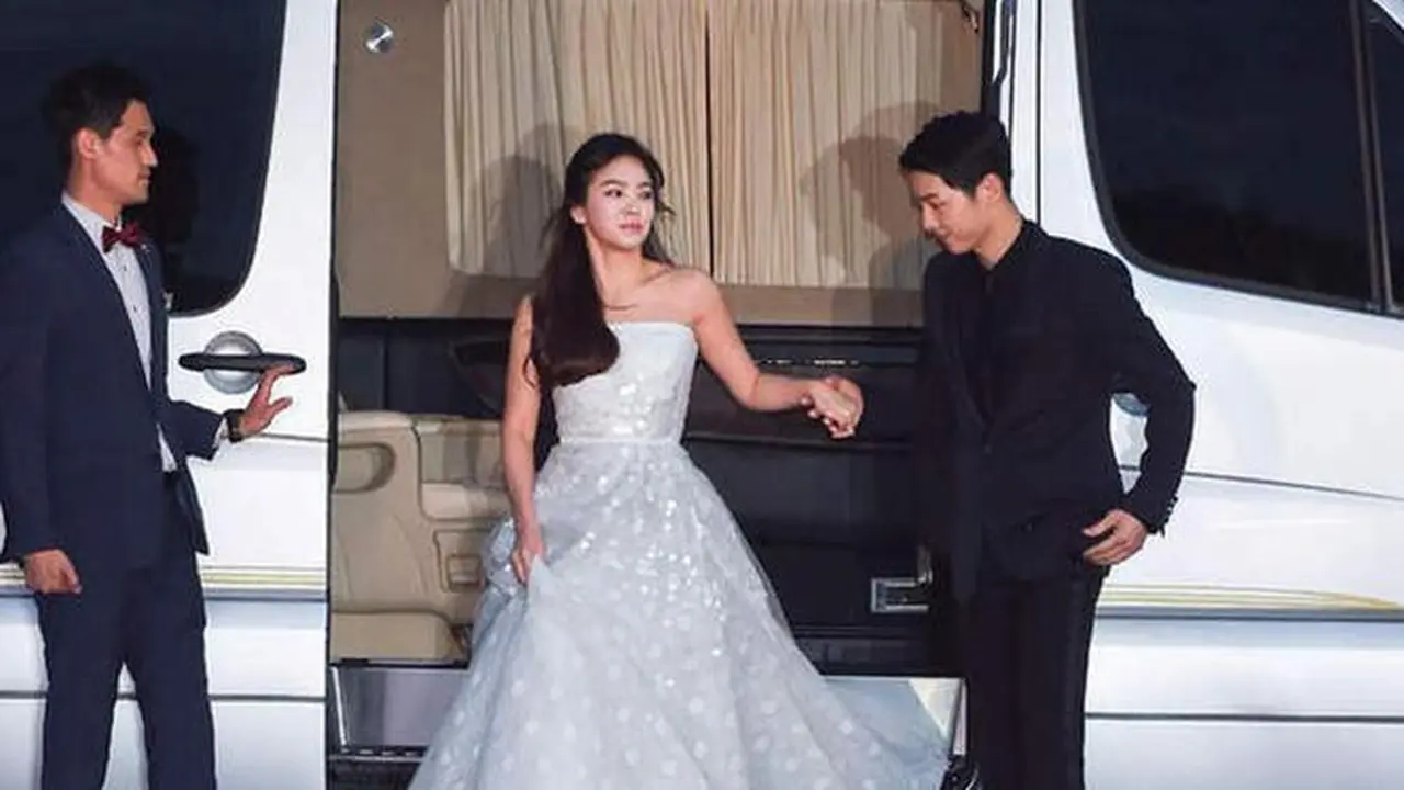 Gaun pengantin Song Hye Kyo