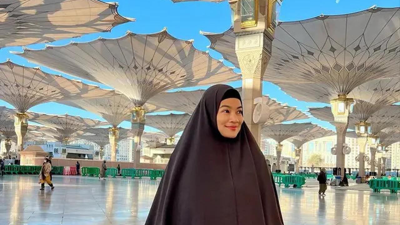 14 Rekomendasi Model Hijab Kekinian untuk Lebaran, Bikin Penampilan Berkesan