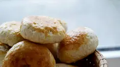 Lebaran membawa rejeki tersendiri bagi para pembuat Bakpia di Sleman, Yogyakarta. Omset penjualan mereka naik sampai sepuluh kali lipat.