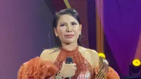 Uci Flowdea Raih Penghargaan Favorite Beauty and Fashion Enthusiast, Sebut Tampil Elegan adalah Kunci