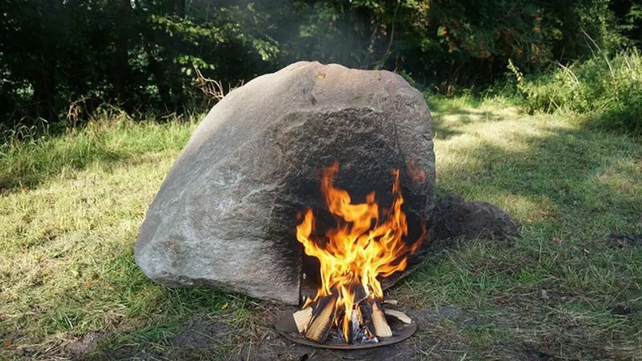 Unik, Batu ini Bisa Memancarkan Wi-fi dengan Cara Dibakar!