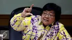 Menteri Lingkungan Hidup dan Kehutanan (LHK) Siti Nurbaya memberikan keterangan pers di Jakarta, Selasa (6/9). Jumpa pers tersebut terkait penyanderaan tujuh Penyidik PNS KLHK oleh pelaku pembakar hutan di Riau. (Liputan6.com/Johan Tallo)