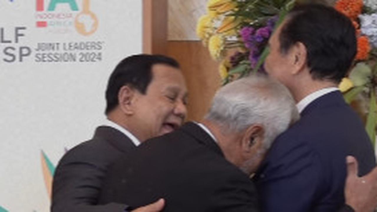 Keakraban PM Timor Lester Xanana Dirangkul Erat Prabowo Sambil Sandarkan Kepala ke Dada Luhut