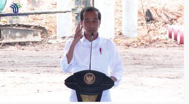 Presiden Joko Widodo (Jokowi) meresmikan pembangunan pabrik gasifikasi batu bara menjadi Dimetil Eter (DME) di Muara Enim, Sumatera Selatan.