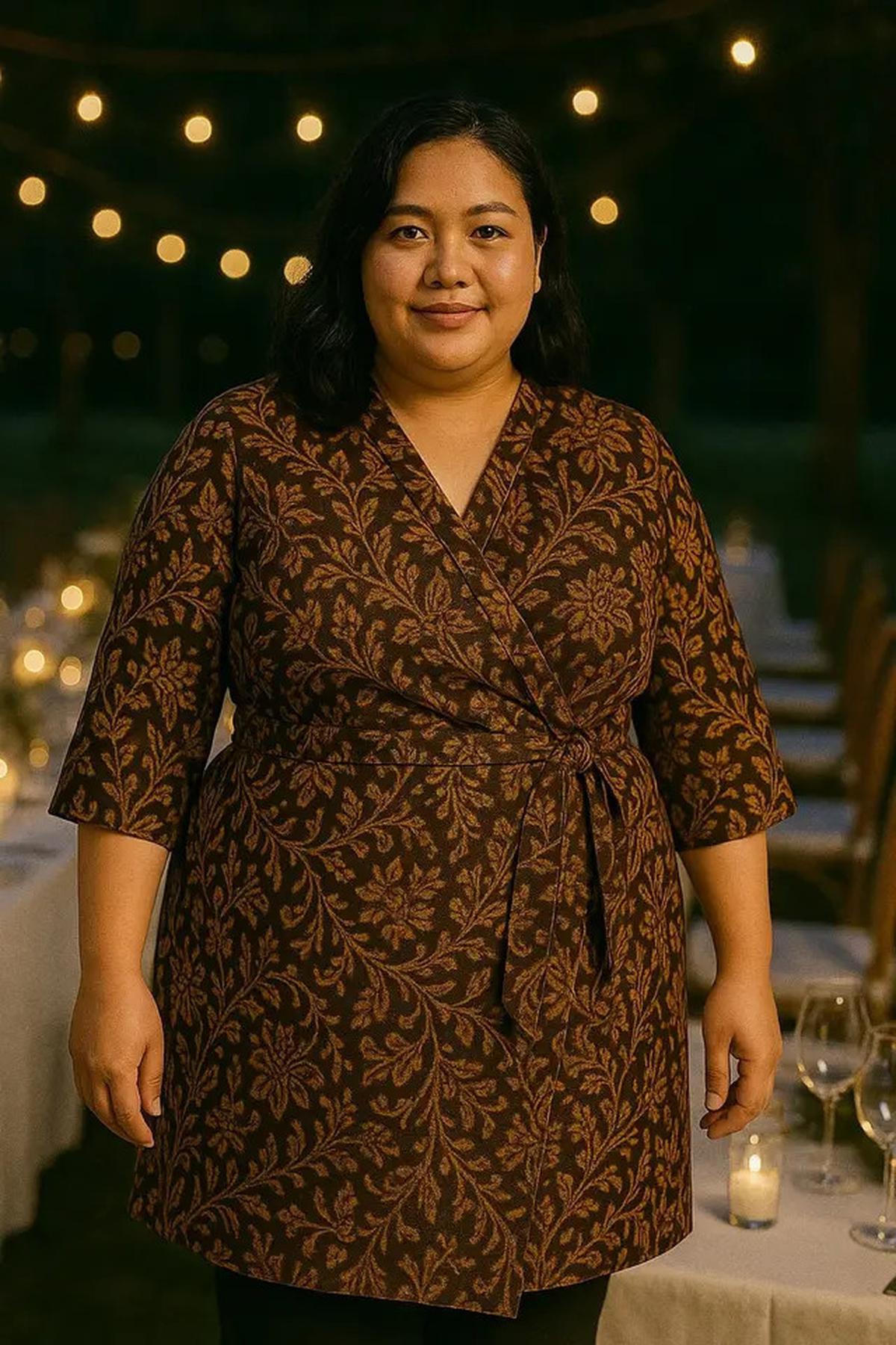 12 Model Batik Wanita Gemuk yang Modis 2025, Nyaman dan Percaya Diri Sepanjang Hari