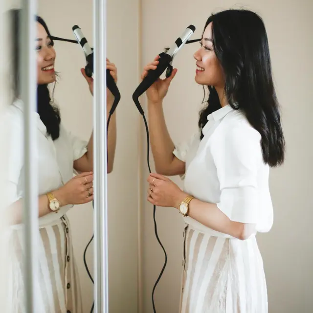 6 Tips Merawat Rambut Berwarna Agar Tetap Berkilau dan Tahan Lama