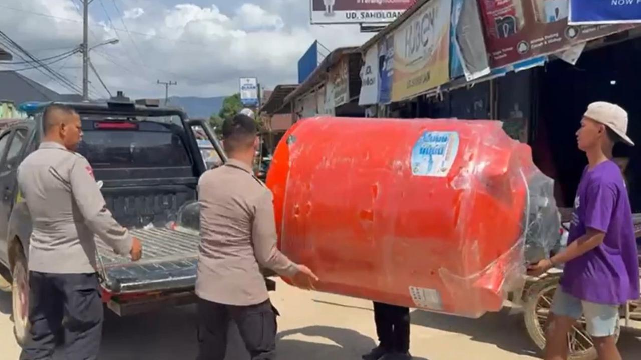 Polda Sumut Hadirkan Air Bersih untuk Warga Hutanabolon