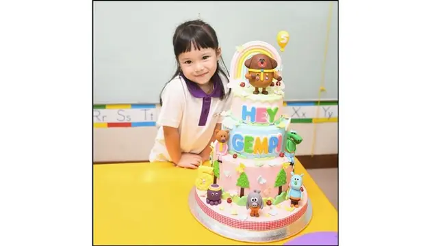 Perayaan ulang tahun Gempi kali ini mengusung tema serial animasi kesukaannya, Hey Duggee.