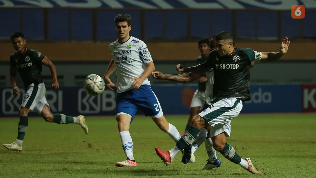 BRI Liga 1 2021: Persikabo 1973 vs Persib Bandung