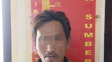Tersangka MHL  (40) Penusuk Istrinya sendiri di Jember Diamankan Polisi (Istimewa)