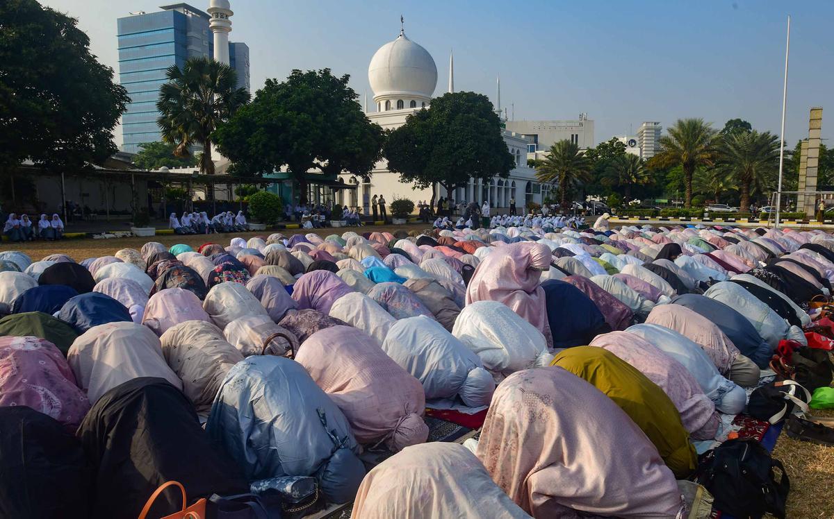 Shalat Istisqa Digelar di Al Azhar di Tengah Kemarau Panjang