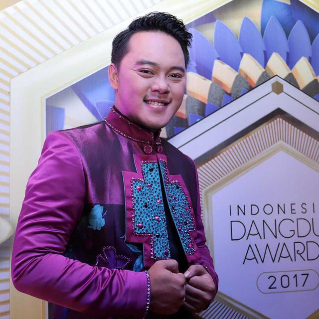 Nyanyikan Lagu Legenda Malaysia Danang Rilis Single Di 4 Negara Showbiz Liputan6 Com