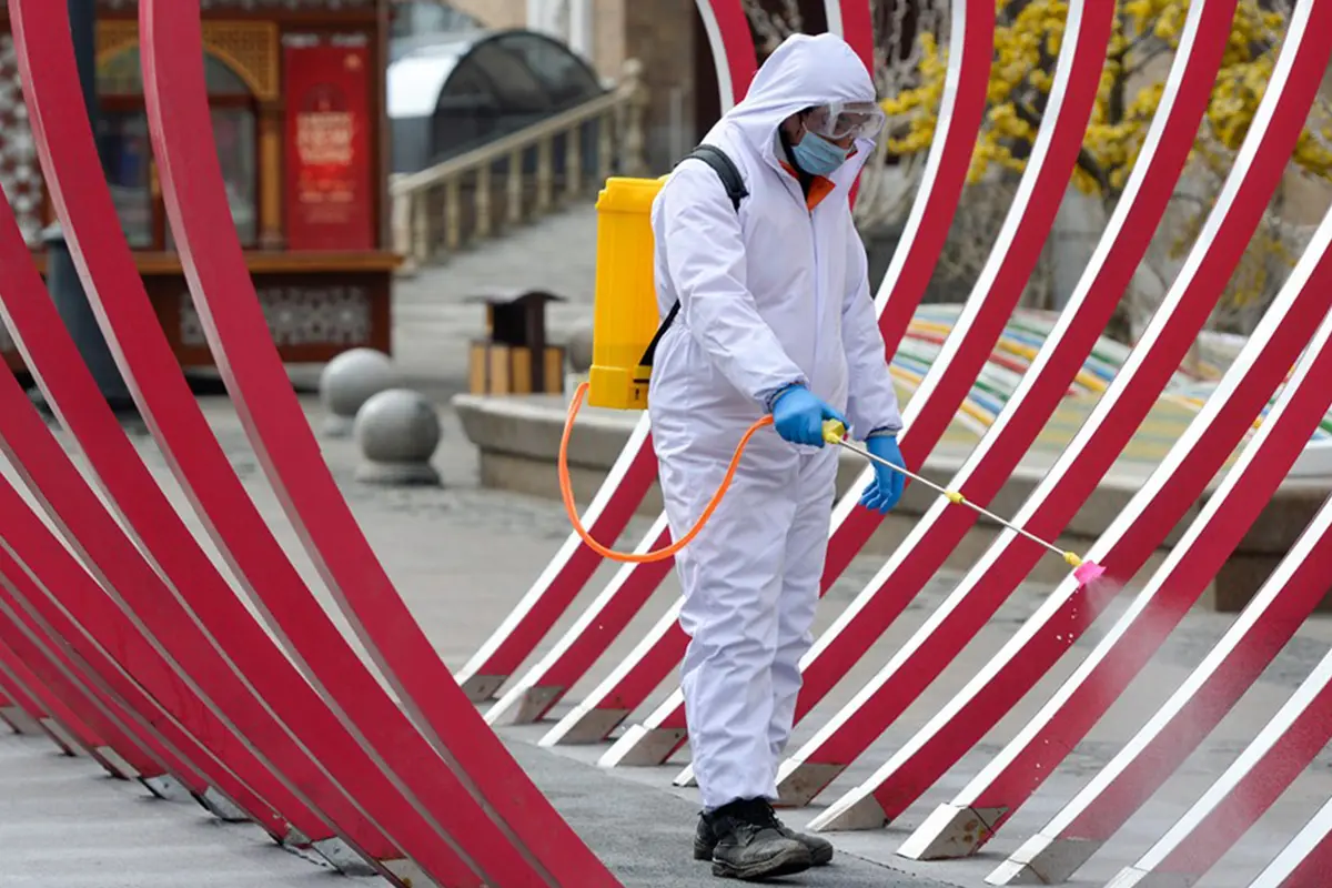 Urumqi Kampanyekan Sanitasi Cegah Virus Corona di Xinjiang