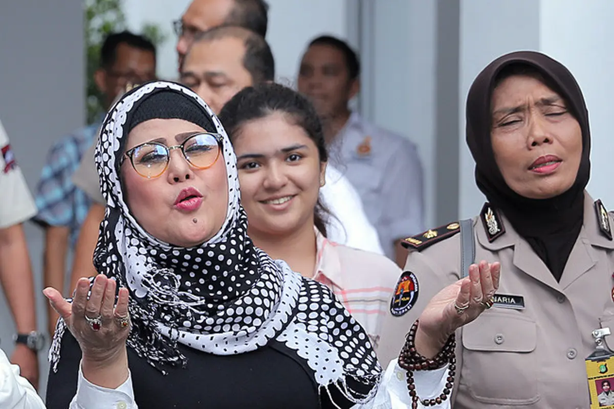 [Bintang] Elvy Sukaesih