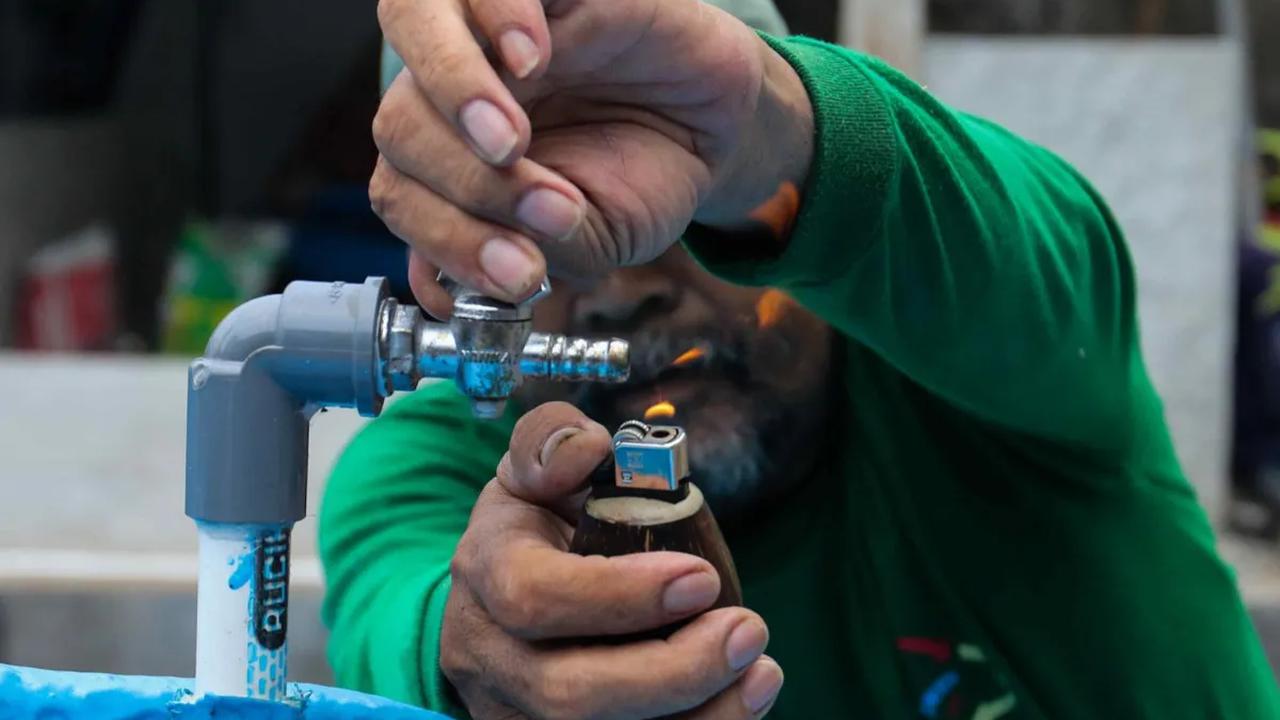Di zaman sekarang ini kebutuhan bahan bakar gas untuk rumah tangga semakin meningkat bahkan harganya bisa naik bila terjadi kelangkaan. Mengatasi kemungkinan hal tersebut terjadi, warga di kawasan Pancoran menciptakan energi alternatif.