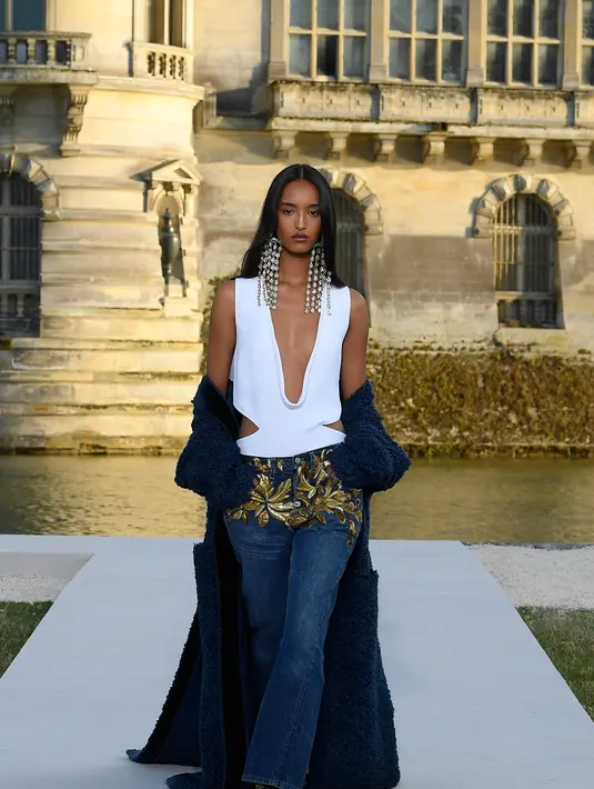 Tanpa nama dan universal, château memiliki kesetaraan baru dan merayakan keindahan, keunikan, serta kebebasan. Foto: Instagram.