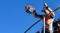 Pebalap Repsol Honda, Dani Pedrosa, bahagia bisa menutup musim 2017 dengan kemenangan pada seri terakhir di MotoGP Valencia, Minggu (12/11/2017). (dok. MotoGP)