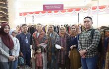 Lestarikan Budaya, KAI Daop 1 Jakarta Ikutkan 2 UMKM Binaan Di Ajang Parade Wastra Nusantara 2025